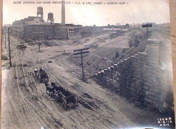 A.H. Fox Gun Co. Factory Aug 6, 1913.jpg