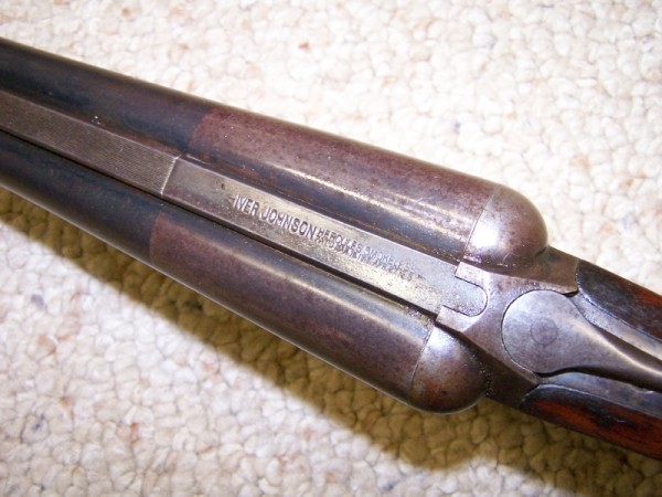 Side-plate Hercules 02.jpg (381.24 KiB) Viewed 5377 times Sideplate Iver Johnson Hercules top